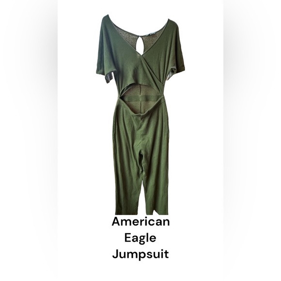 American Eagle jumpsuit. Brown, size small will fit a medium. - Picture 1 of 10